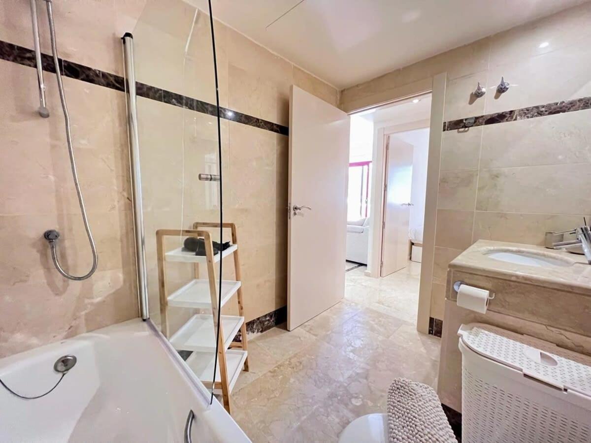 Modern 2 Bedroom Beachside Apartment Nr72 Los Alcazares Exterior photo